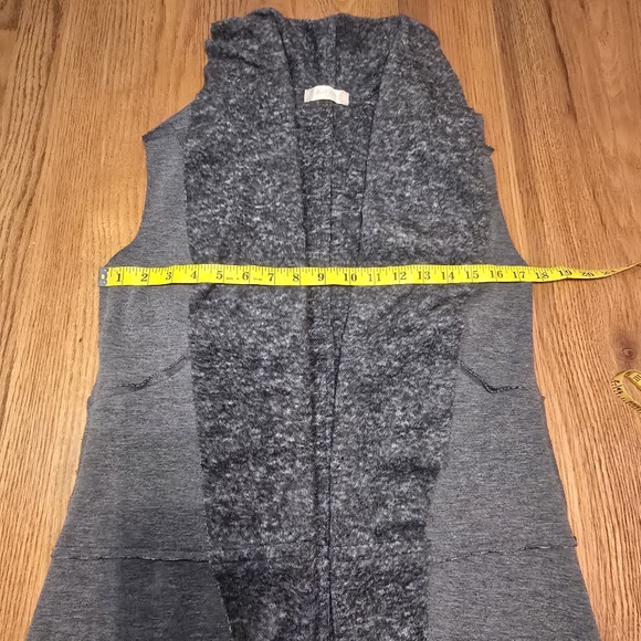 Altar'd State Vest Small Gray Fleece Vest Open Front Waterfall - Picture 10 of 12
